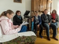 Rodzinne czytanie bajek o lnie: Ch. Andersena „Len”, M. Konopnickiej „Jak to ze lnem było” i inne.