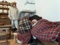Ludowy teatr amatorski z wykorzystaniem lnu w „ubiorze twarzy” aktorów, kostiumach i motywami lnianymi w scenariuszach sztuczek – „Niezwykłe dzieje lwowskiej firmy Kołowrót”, „Krupnik przesolony”.
