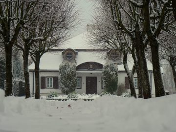 Miniaturka artykułu EKSPOZYCJA DWORU Z ŻYRZYNA CZASOWO NIEDOSTĘPNA DLA ZWIEDZAJĄCYCH