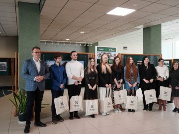 Miniaturka artykułu „Kadry w bieli” z Muzeum Wsi Lubelskiej