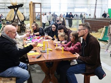 Miniaturka artykułu Sobota w zagrodzie Muzeum Wsi Lubelskiej na Wystawie ZooPark
